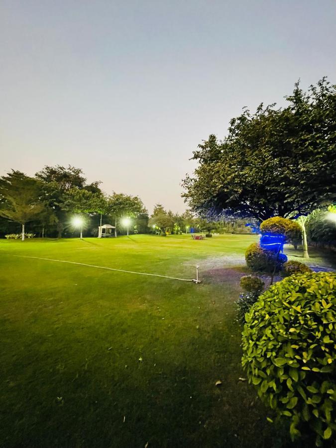 Anantam Aravali Villa Gurgaon Exterior photo